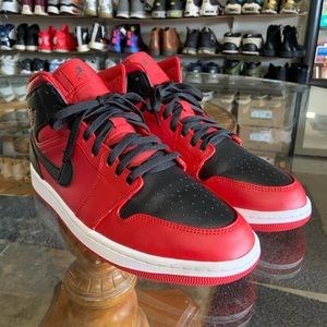 Men’s 11 (45) Jordan 1 Mid ‘Reverse Bred’